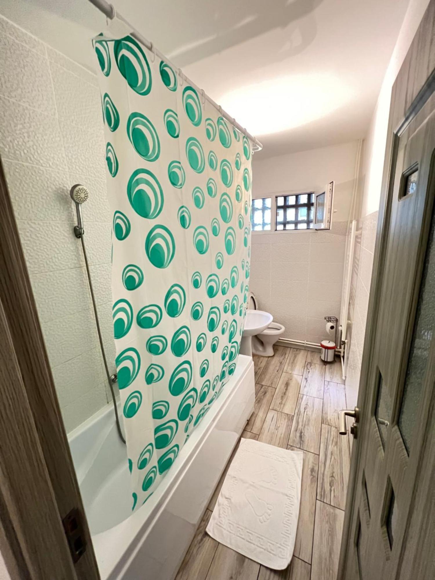 3 Rooms Apartment Airy & Bright Palas Style Iasi Exteriör bild